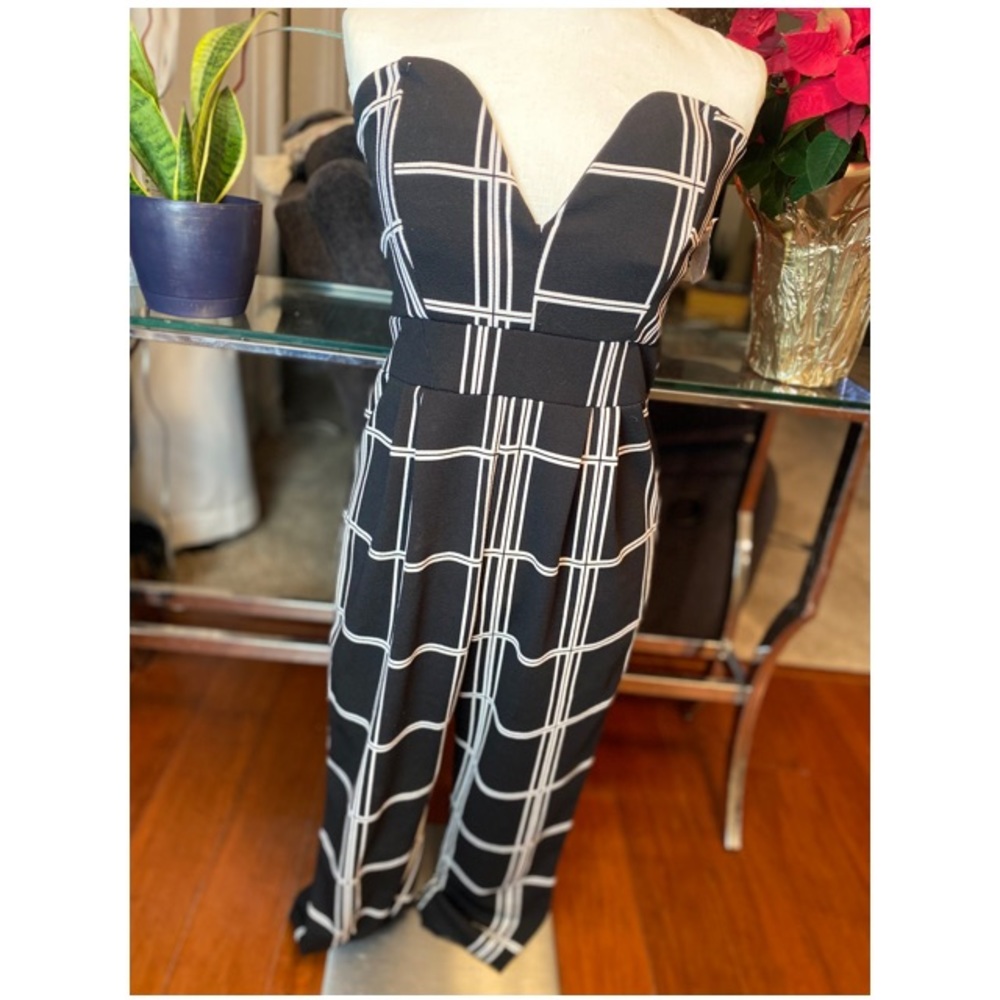 Sweetheart neckline pants romper